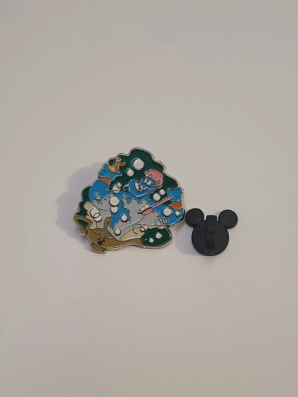 Disney Genie From Aladdin Bath Pin 👓